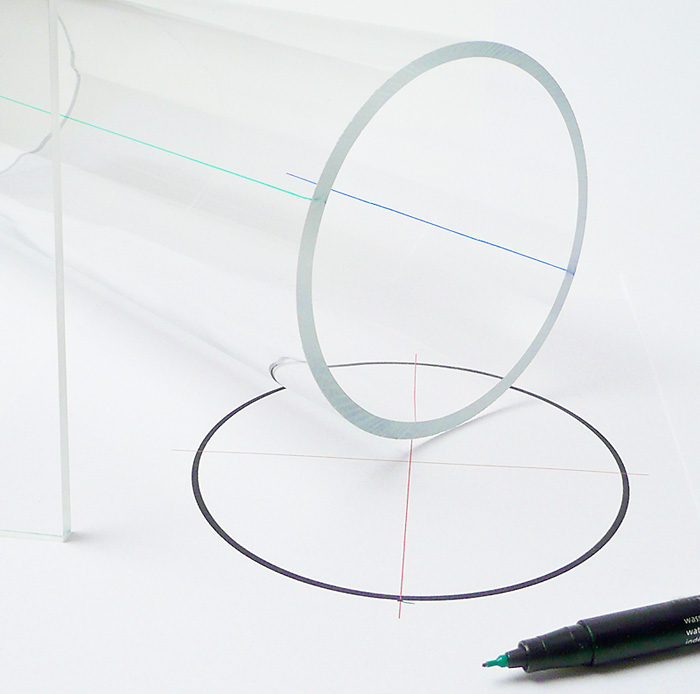 Plexiglass_schlitzen_01