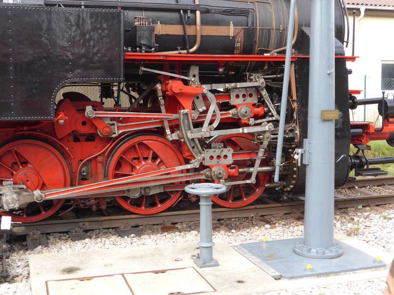 97 501