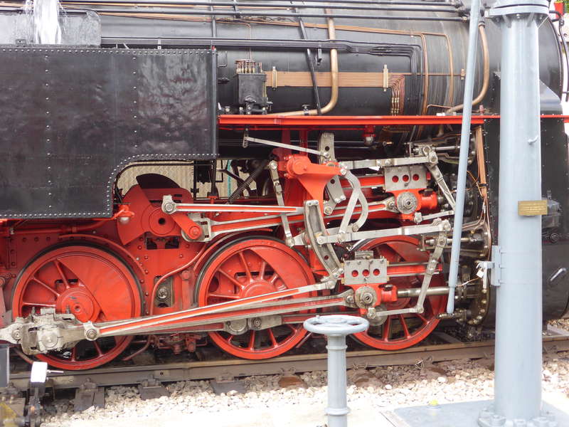97 501