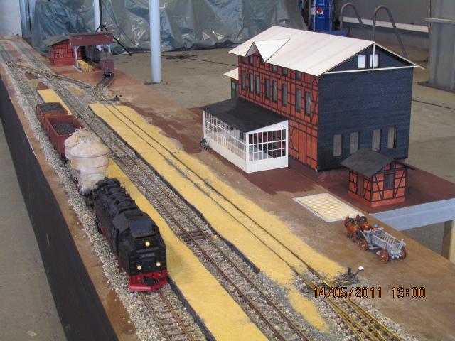 G_terzug_im_Bahnhof