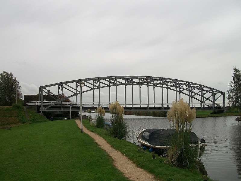 20101007-003a Trambrug bij Schipluiden