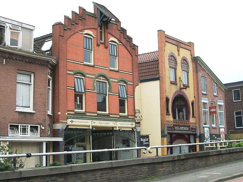 20110810-001 Oude huizen in Boskoop.JPG