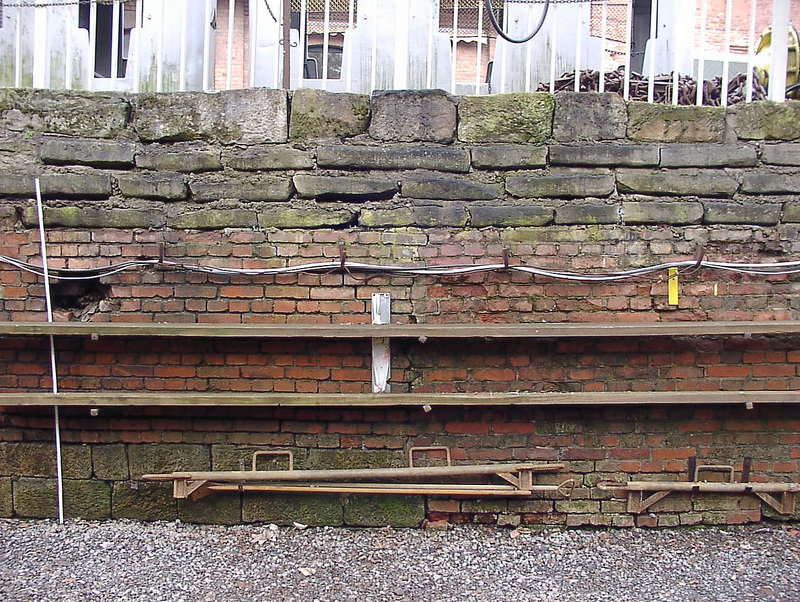 Wand Westseite 04