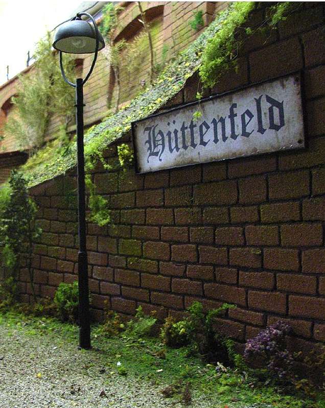 070_H_ttenfeld_Bahnsteigschild