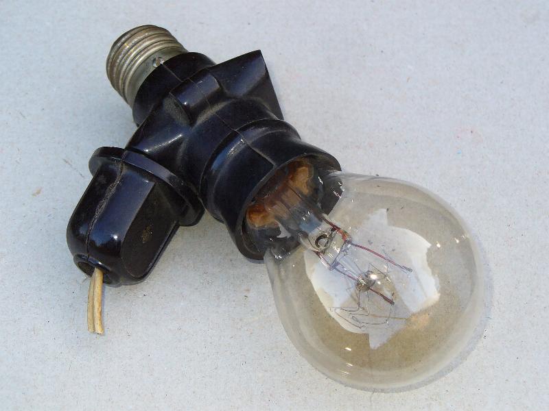 Lampenstecker_Stecker