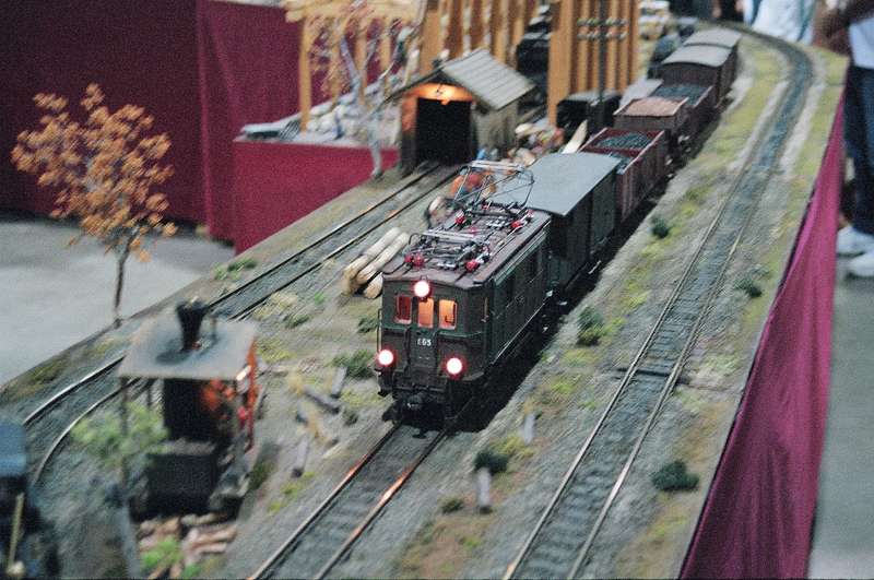Schweiz-Deutsch_E_Lok71150001