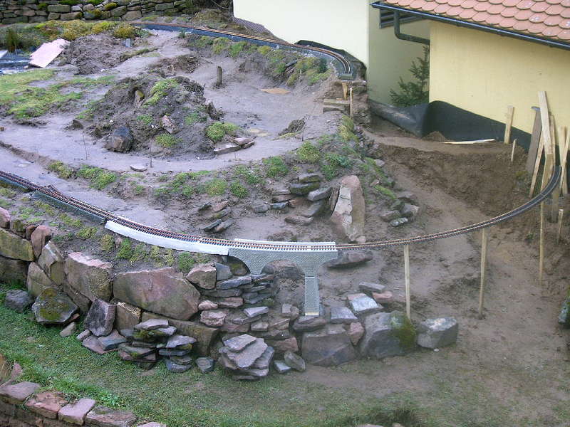 das erste Brückensegment
