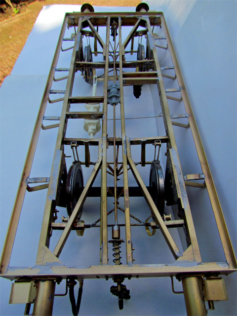 Fahrgestell_Seite_total