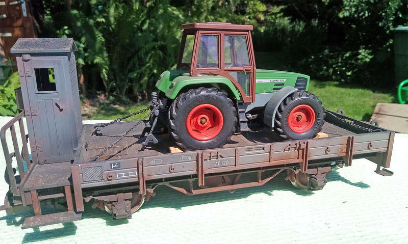 Flachwagen_Traktor_1