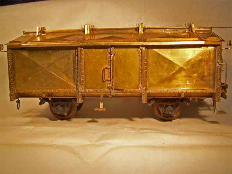 kalkwagen_gelenkbandscharnier_Klappdeckelstuetzen