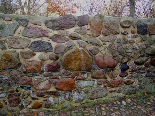 feldsteinmauer