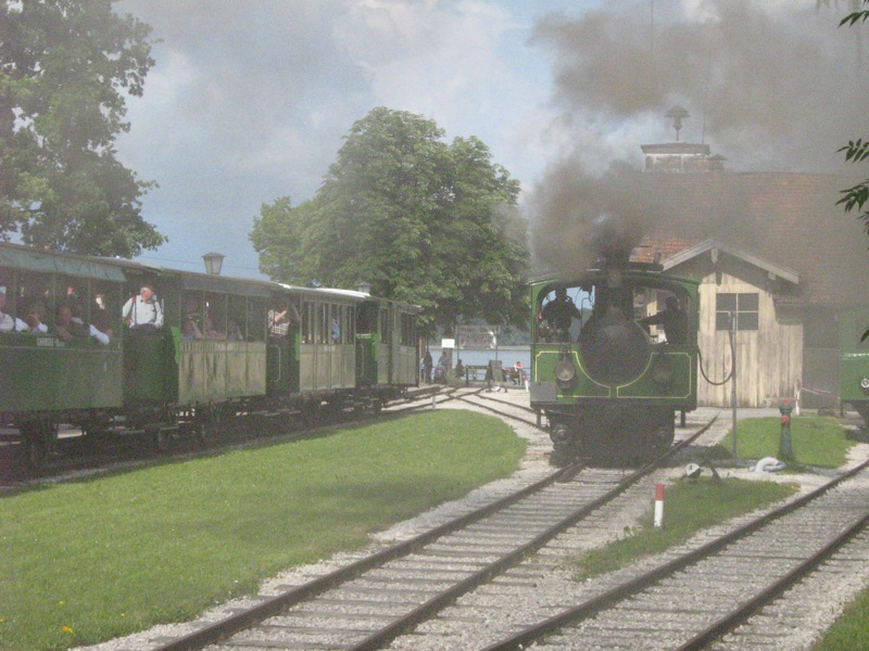 Chiemseebahn-Lok:Wasserfassen_4710