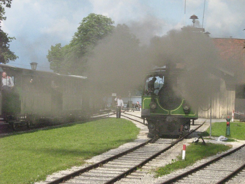 Chiemseebahn-Lok:Wasserfassen_4711