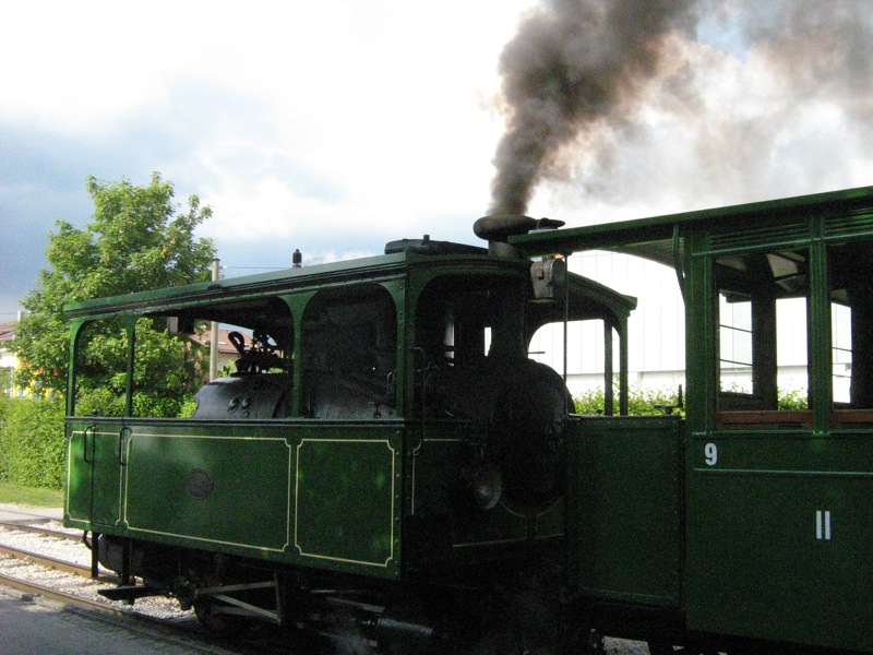 Chiemseebahn-abfahrbereit_in_Prien_4746