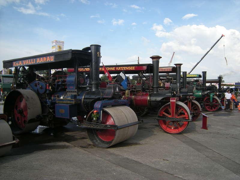 Dampfwalzenparade