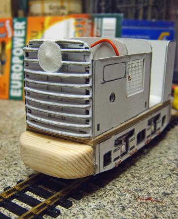K_hler_mit_Lampe_Rohbau