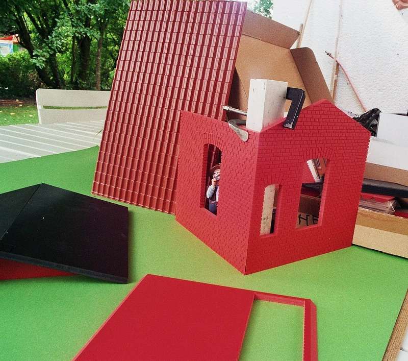 Wärterhaus - Was ist im Karton?