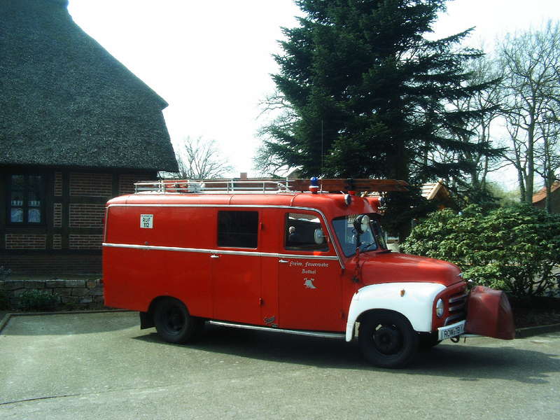 Opel Blitz LF8 b