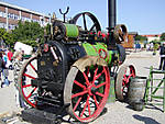 3560800px-Locomobil_S_teamwork_1898.jpg