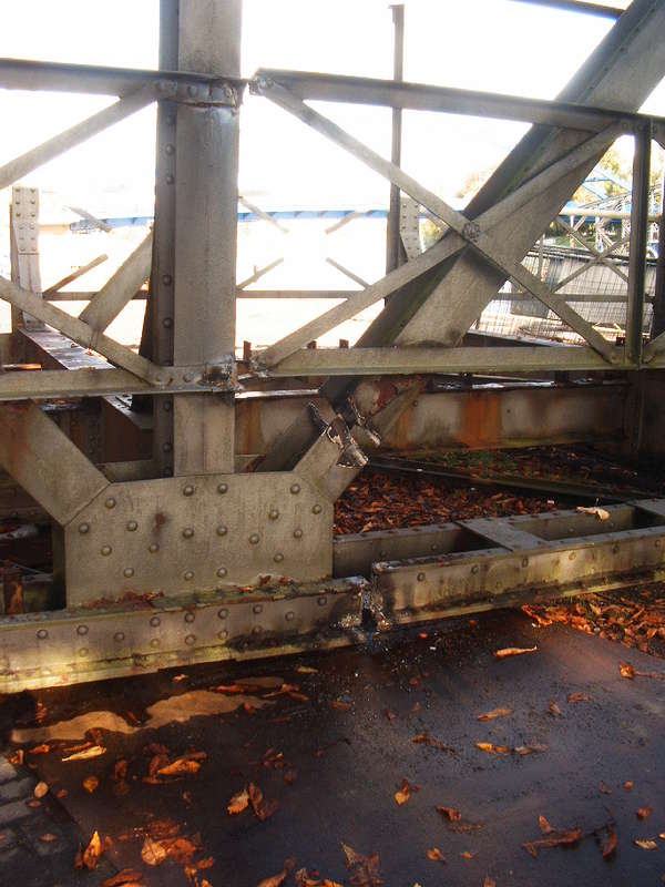 Reste der alten Vorflutbrücke