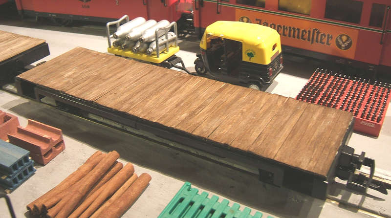 Playmo_Flachwagen_verl_ngert