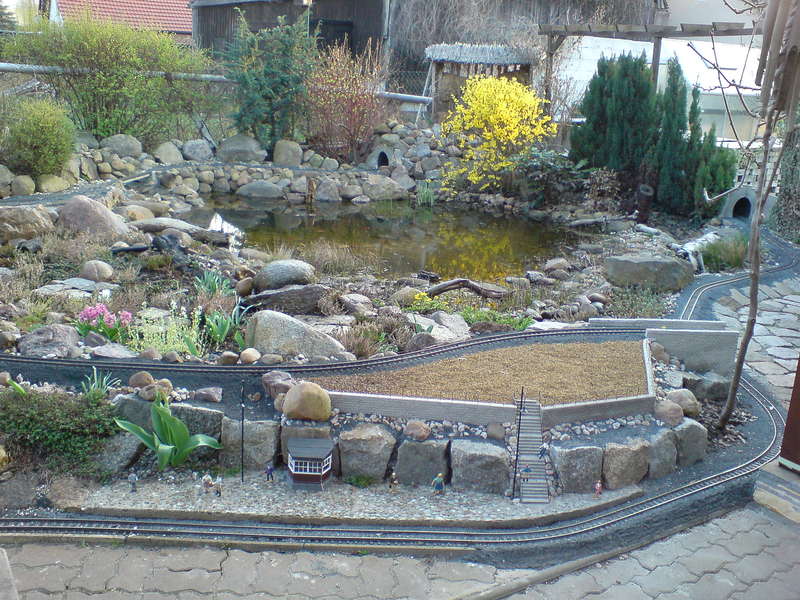 04.09 --- Gesammtansicht von der Terrasse aus
