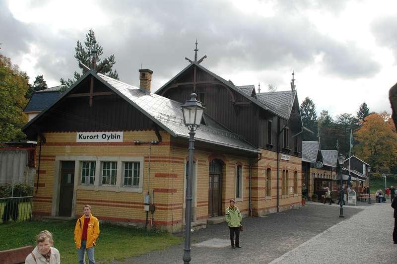 Bahnhofsgebaeude Oybin