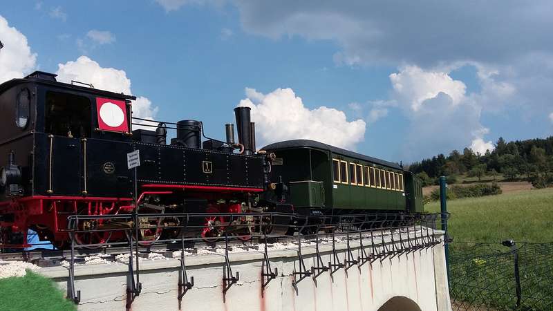 WN 12 auf dem Viadukt
