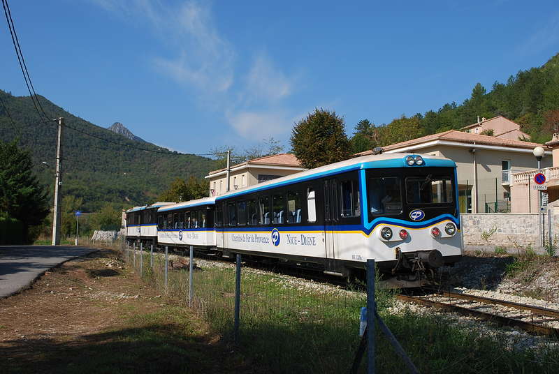 Zubringerzug