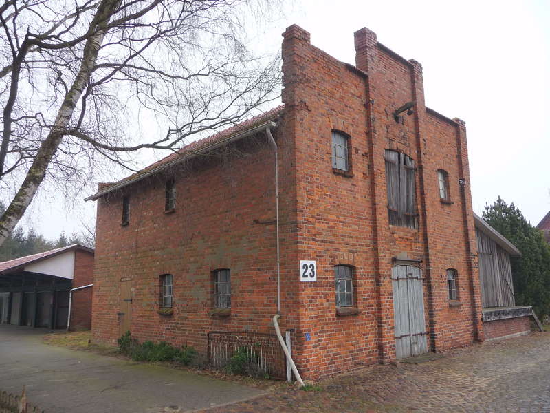 Rotstein Lagerschuppen  02
