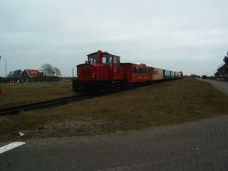 Inselbahnzug 1
