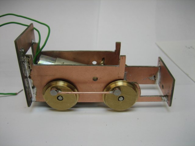 6_Fahrgestell_unlackiert_640x480