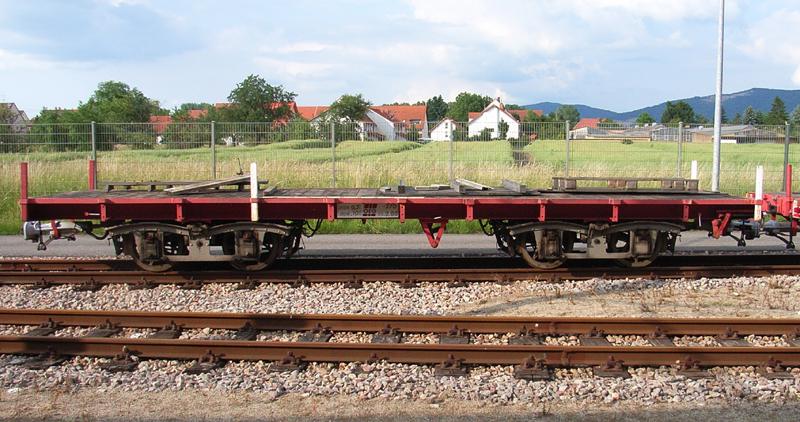 2_Edingen_Bhf_hinter_Wagenhalle