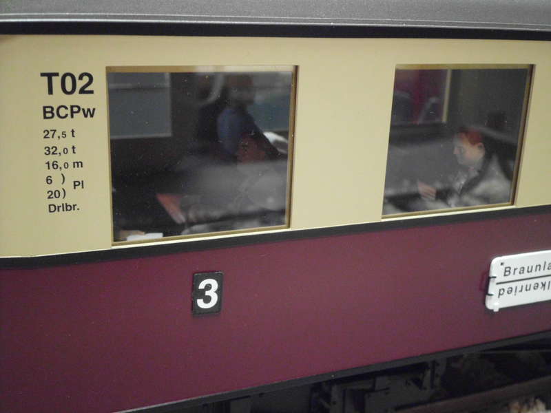 slf073