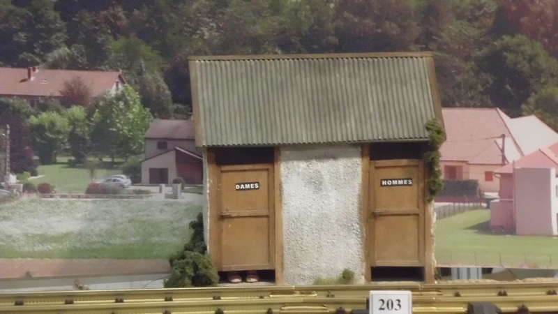 EDK2012.49