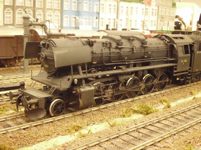 IMB202562