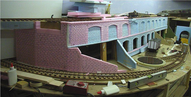 14_Br_cke_mit_St_tzmauer