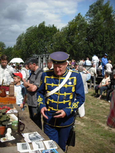 Husar an der Feldpost