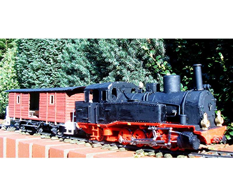 Lok 11 und der CGw 153