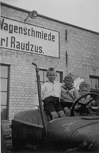 Nachwuchs beim Wagenschmied
