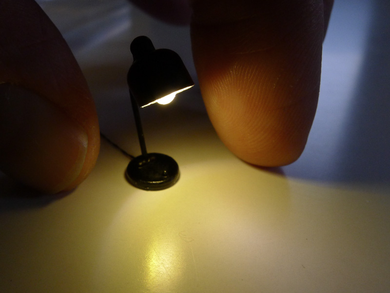Tischlampe_1zu22_5_02