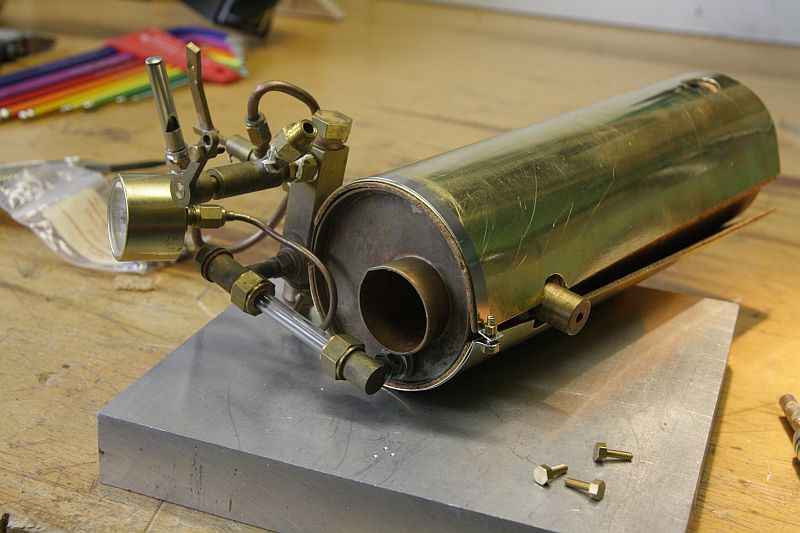 Kessel mit erstem Kesselband