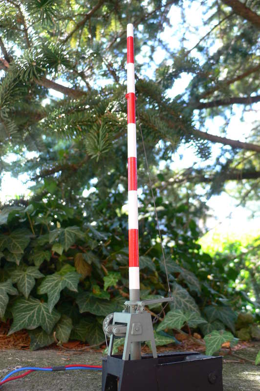 Schranke senkrecht total