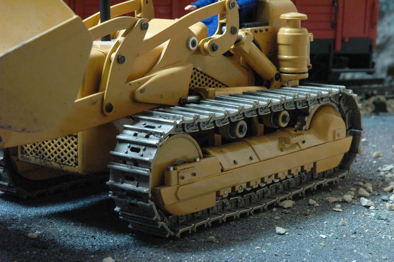 CAT 977H Fahrwerk 2
