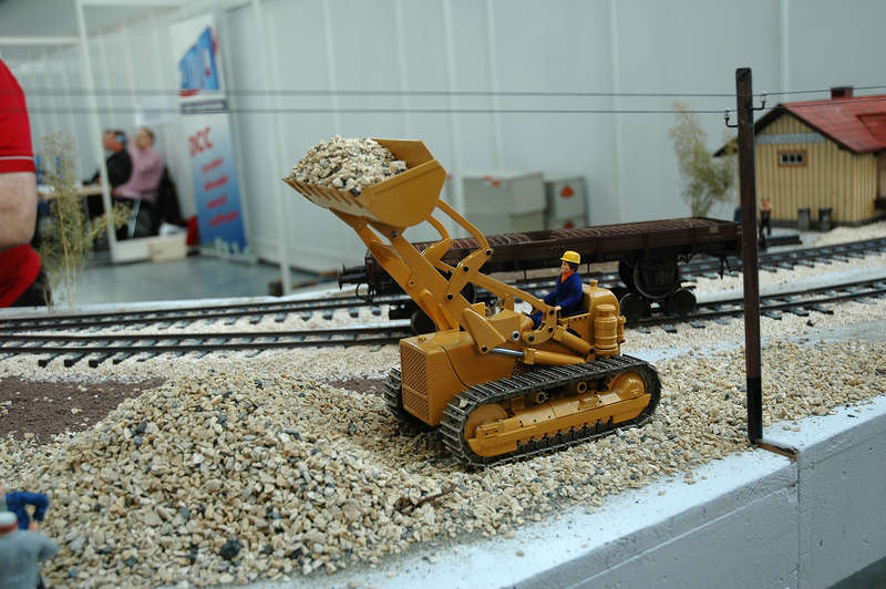 Die Laderaupe bei der Arbeit