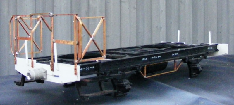 C2351_Fahrgestell2