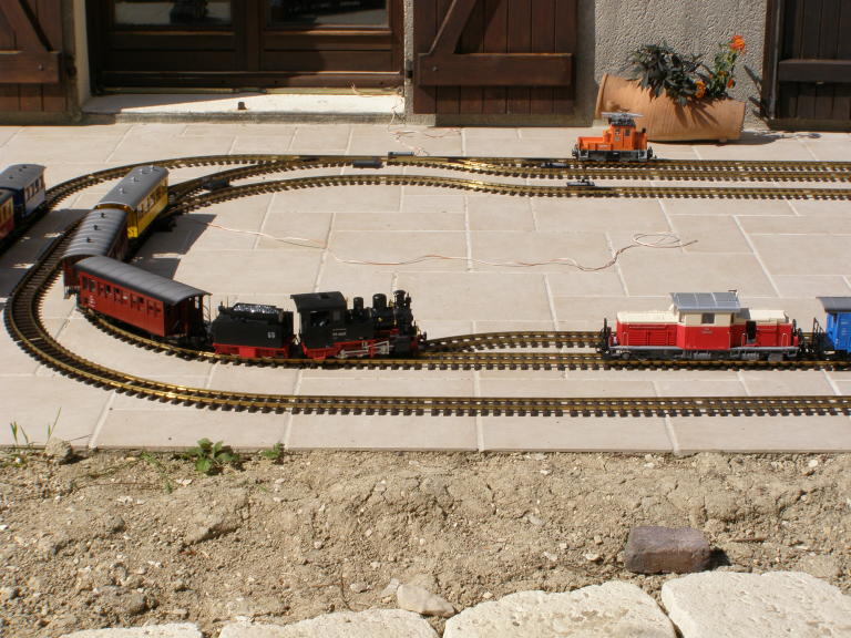 E49