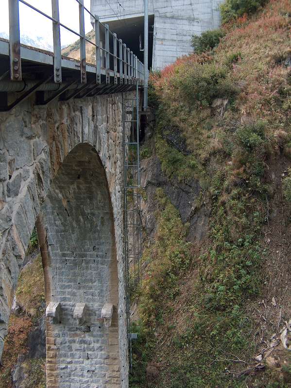 Val-Val  Brücke 2