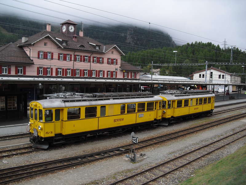 Gelbe BB Triebwagen