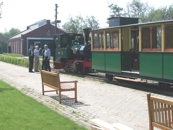 Feldbahn / Kleinbahnbahnhof....